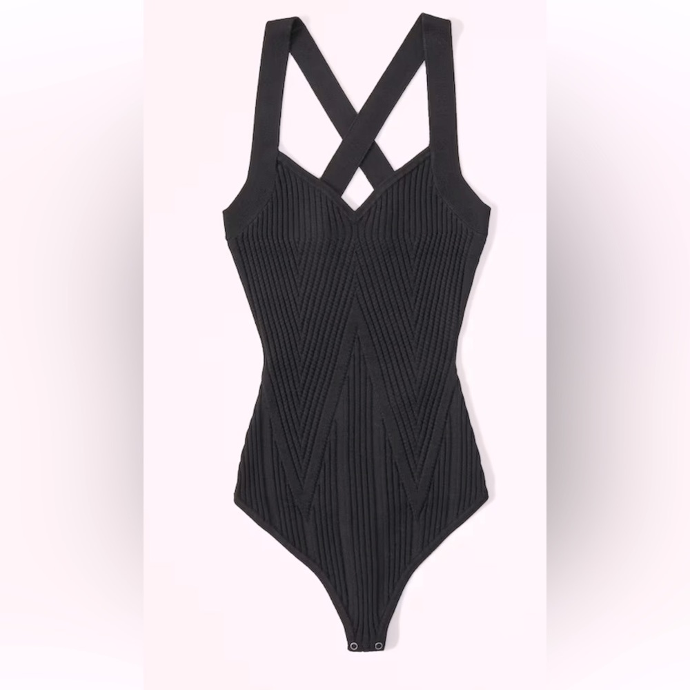 NWT. Abercrombie & Fitch Sweetheart Cross-Back Bodysuit Black Small